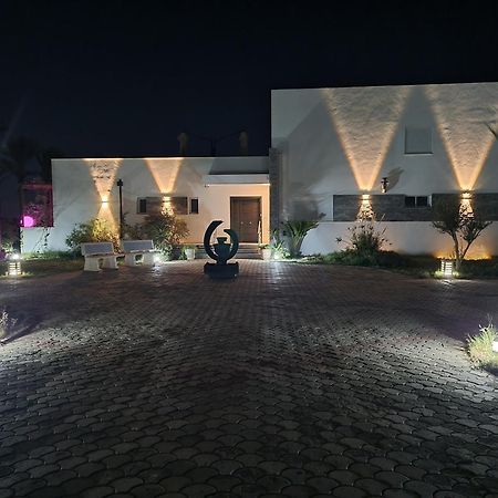 Villa Dar Jamila - Au Coeur De L'Oasis - à Gabès Extérieur photo